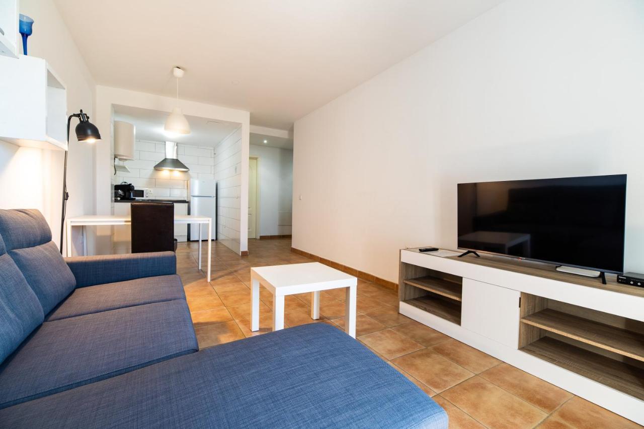 Uptown Urban Apartments (Adults Only) Corralejo Bagian luar foto
