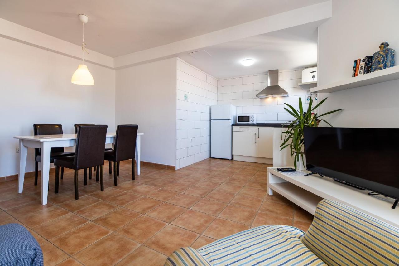 Uptown Urban Apartments (Adults Only) Corralejo Bagian luar foto